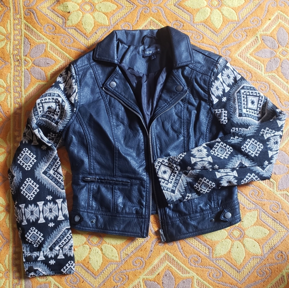 Cropped faux leather jacket